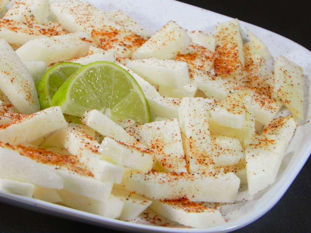 Salt and Vinegar Jicama Chips with Chili Flakes