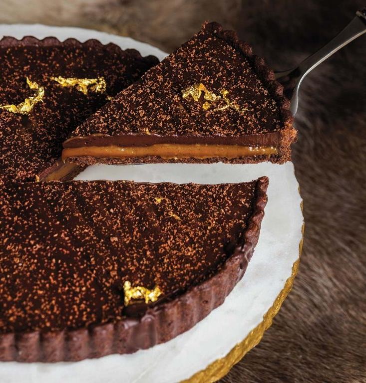 Salted Caramel Crown Chocolate Tart