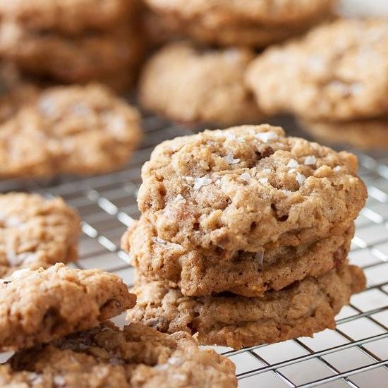 Salted Caramel Crown Oatmeal Cookies