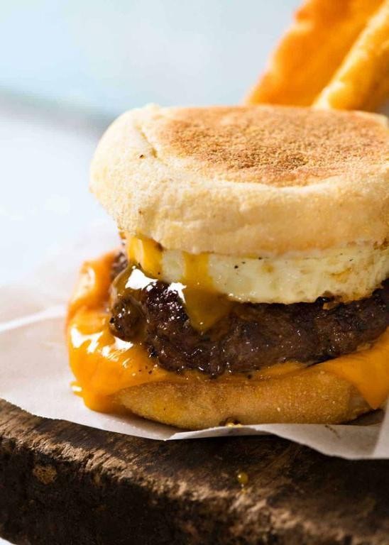 Sausage and Egg Breakfast Muffins