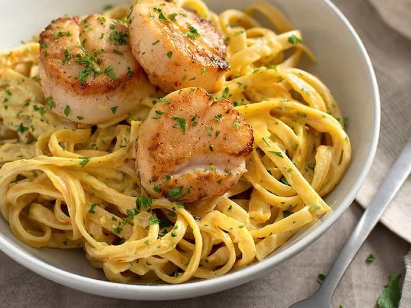 Scallop Pasta in Saffron Cream Sauce