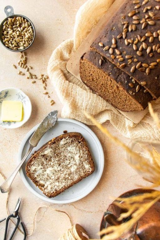 Schwarzbrot (Black Bread)
