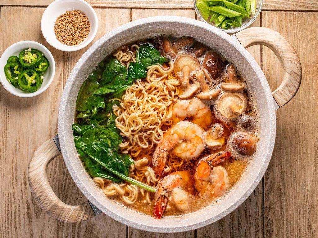 Seafood Ramen with Shrimp and Mussels