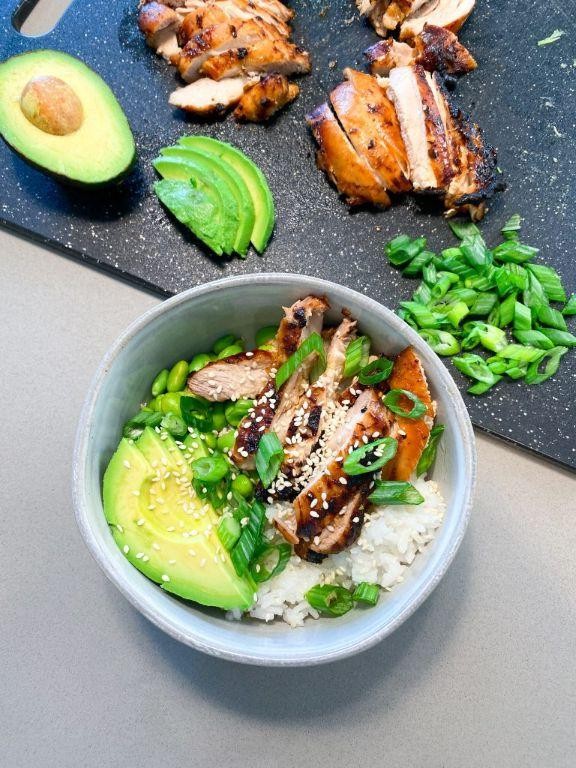 Sesame Ginger Chicken Rice Bowl
