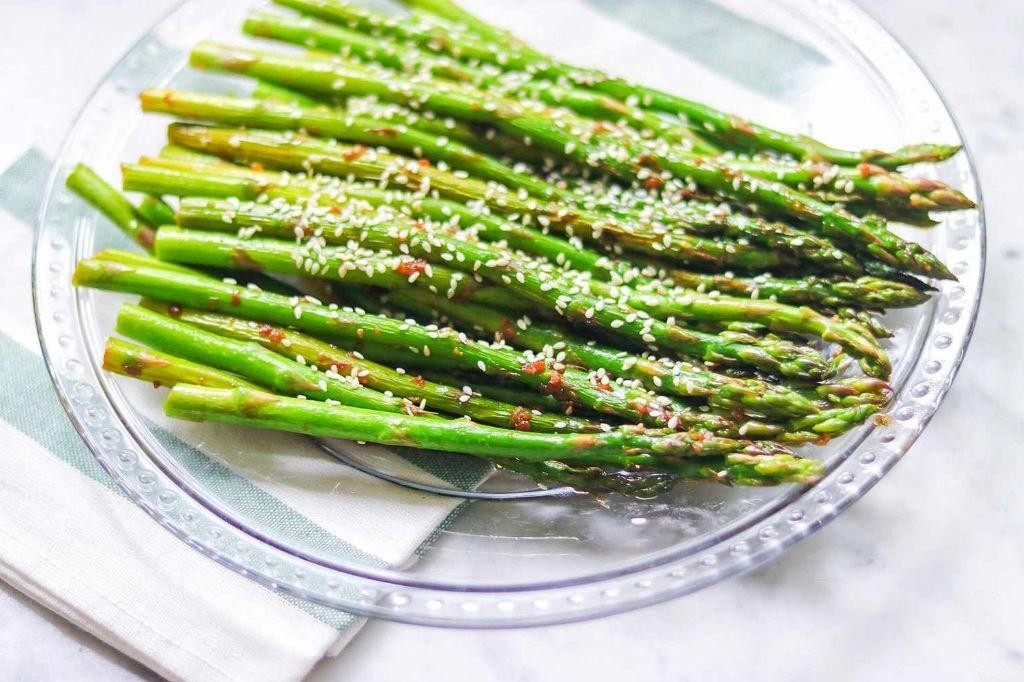 Sesame Soy Steamed Asparagus