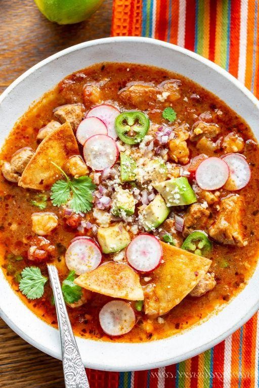 Slow Cooker Easy Pork Posole with Hominy