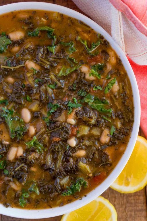 Slow Cooker WW White Bean and Kale Soup