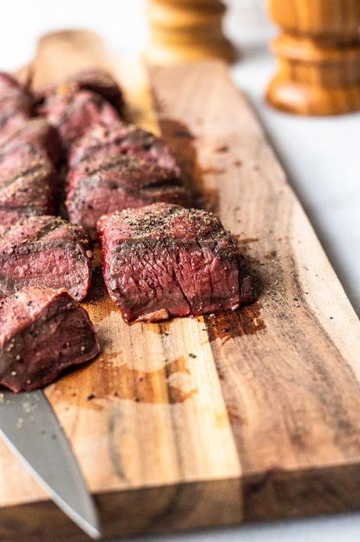 Smoked Deer Tenderloin with Hickory Rub