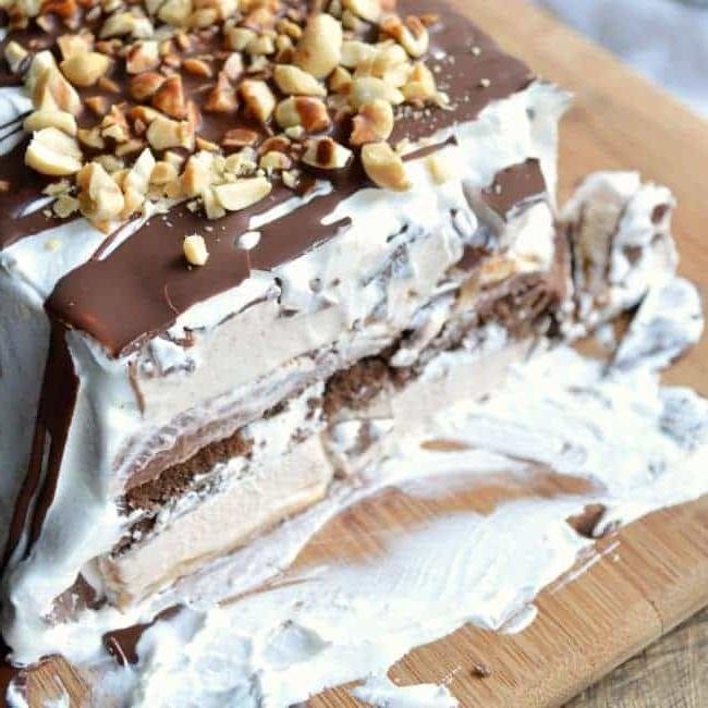 Snickers Icebox Cake