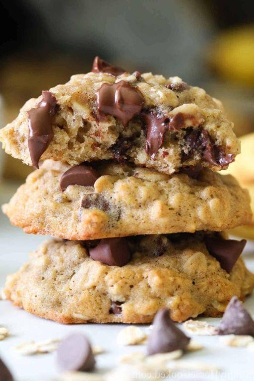 Soft Banana Oatmeal Cookies