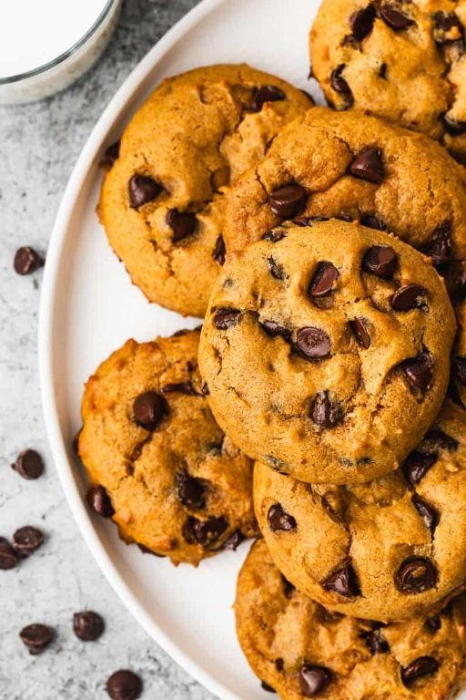 Soft Pumpkin Chocolate Chip Cookies