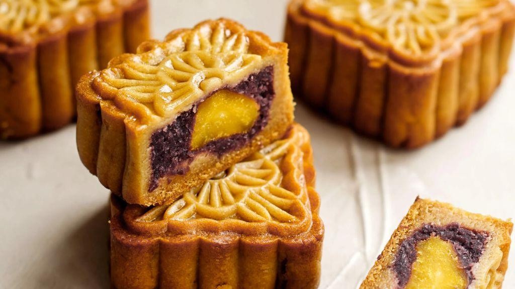 Soft and Chewy Egg Yolk Mooncakes