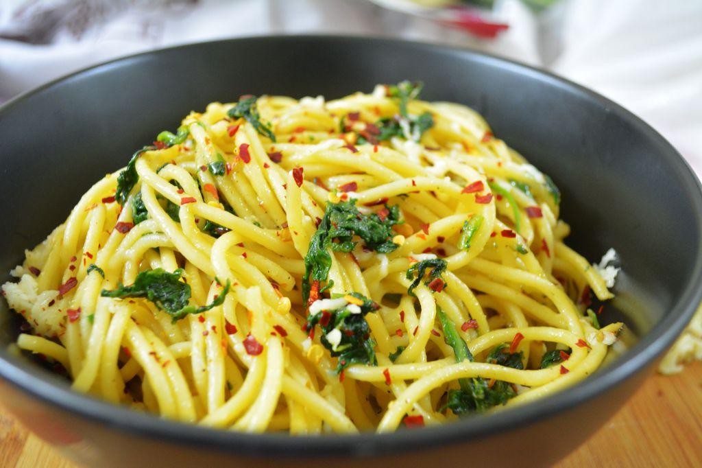 Spaghetti Aglio e Olio with Sautéed Spinach
