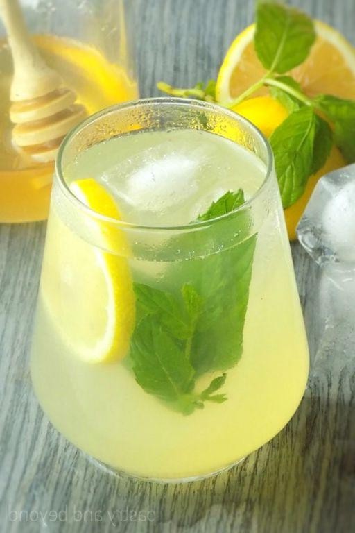 Spearmint Lemonade with Honey