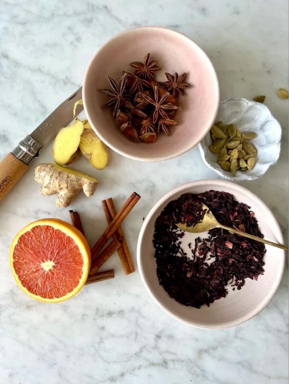 Spiced Hibiscus Tea with Cinnamon and Cloves