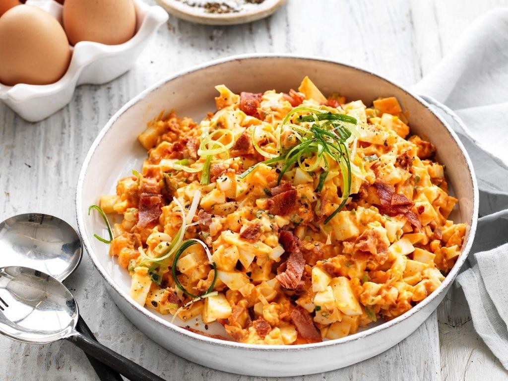 Spicy Sriracha Egg Salad