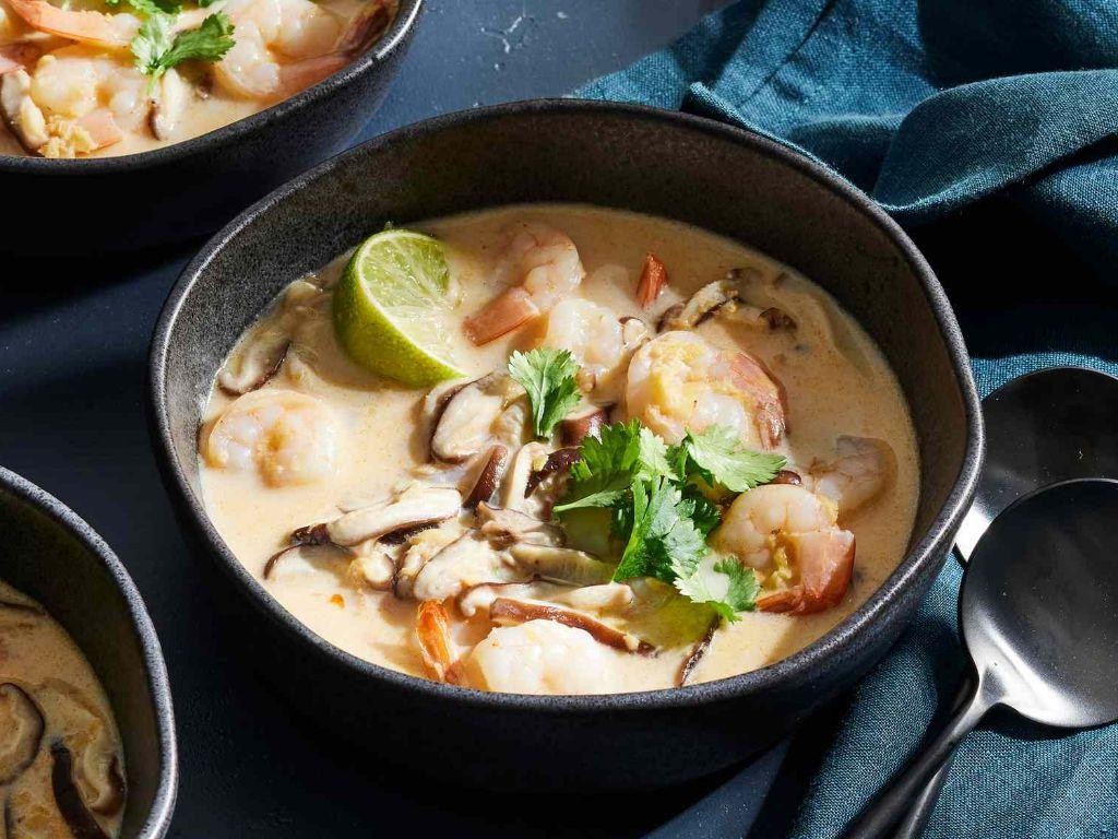Spicy Thai Coconut Rice Soup