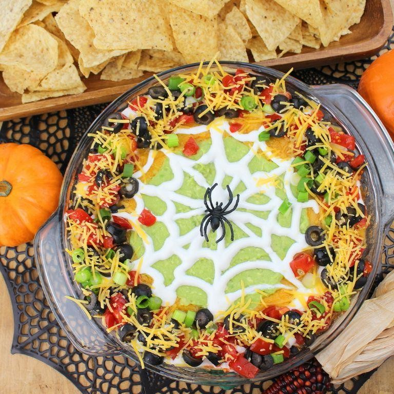 Spiderweb Spinach and Artichoke Dip