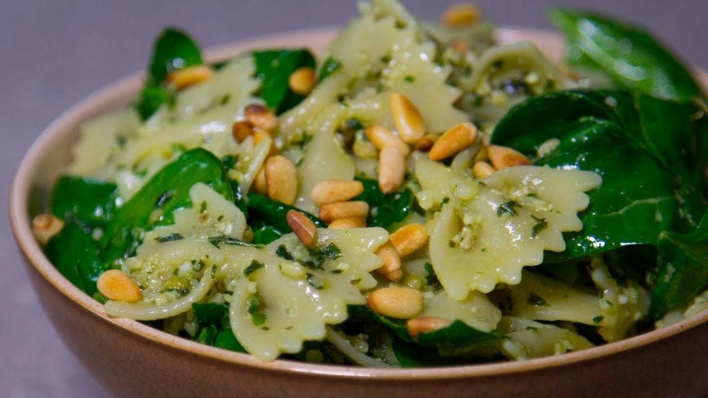 Spinach Pesto Pasta with Pine Nuts