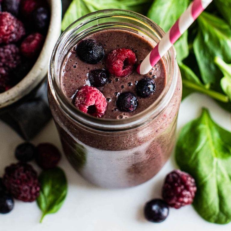 Spinach and Berry Smoothie