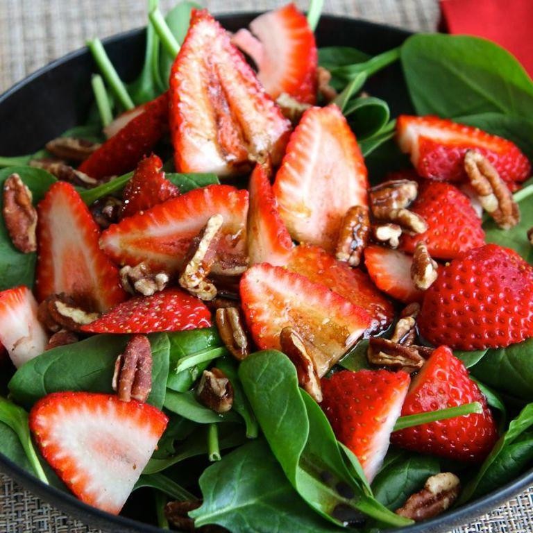 Spinach and Strawberry Salad with Balsamic