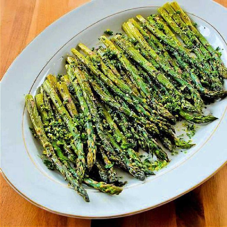 Steamed Asparagus with Gremolata