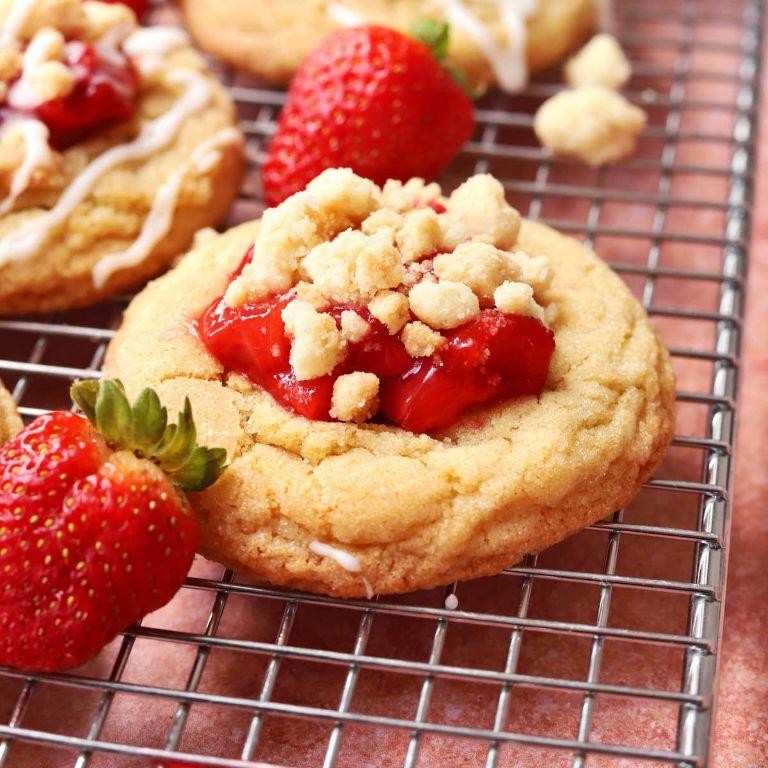 Strawberry Shortcake Cookies
