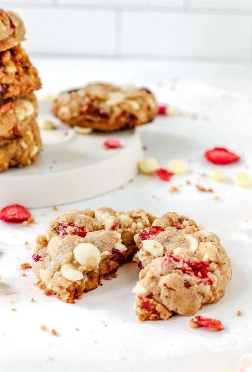 Strawberry Yogurt Breakfast Cookies