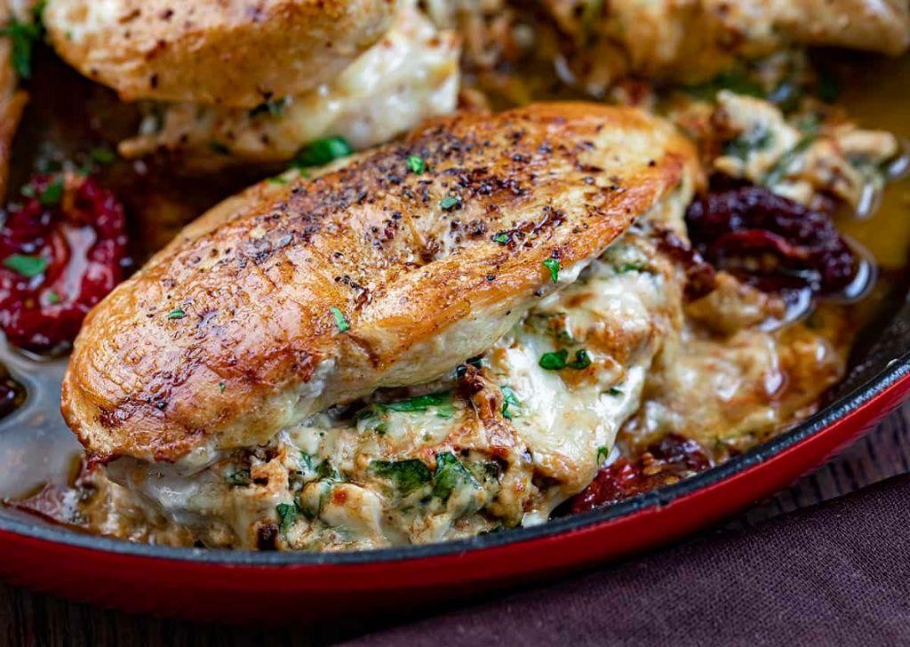 Sun-Dried Tomato and Mozzarella Chicken Bake