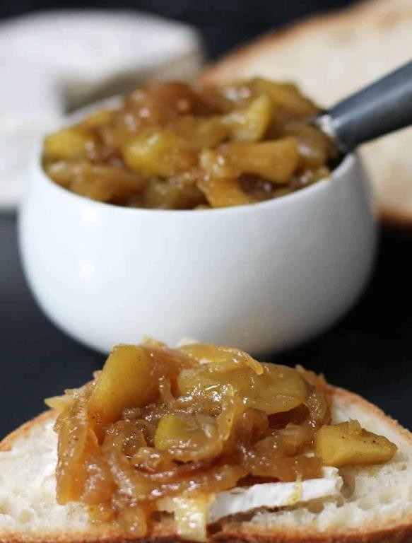 Sweet Onion and Apple Chutney