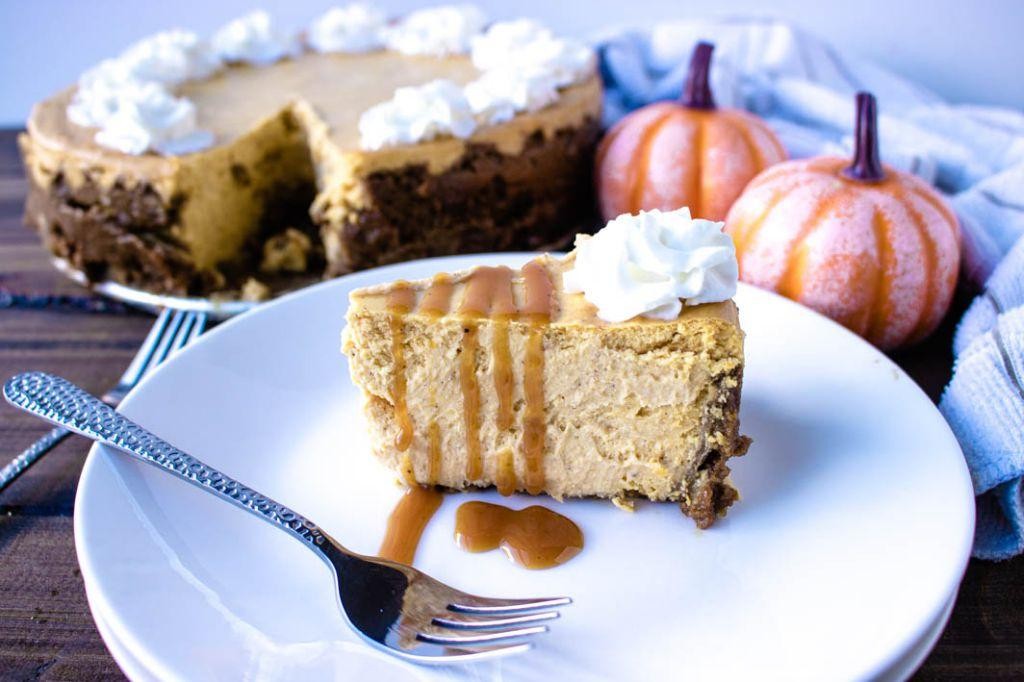 Sweet Pumpkin Cheesecake with Gingersnap Crust