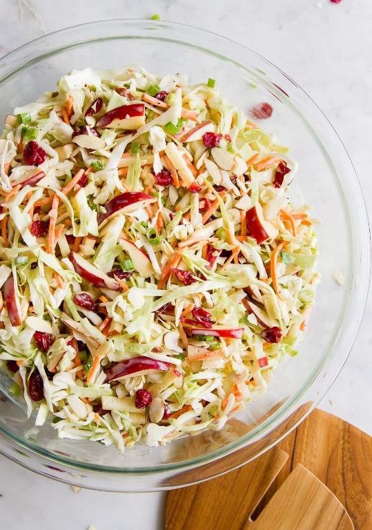 Tangy Vegan Cabbage and Apple Slaw