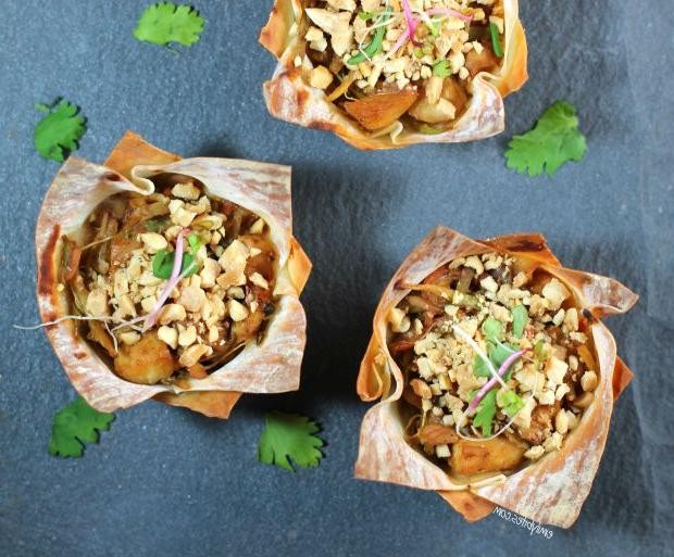 Thai Peanut Chicken Wonton Tacos