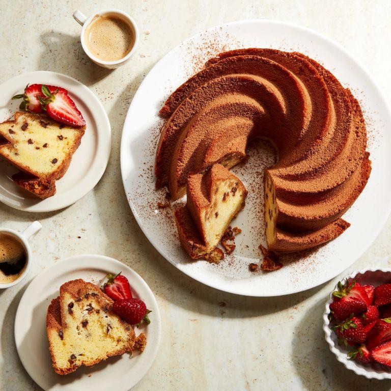 20 Delicious Easy Bundt Cake Recipes Perfect for Beginners