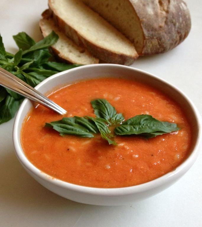 Tomato Basil Orzo with Greek Yogurt Sauce