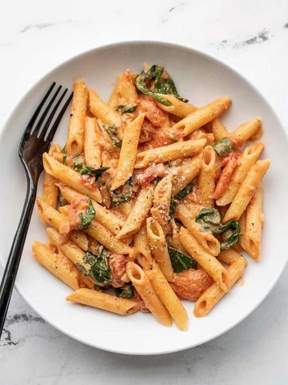Tomato and Spinach Cream Sauce