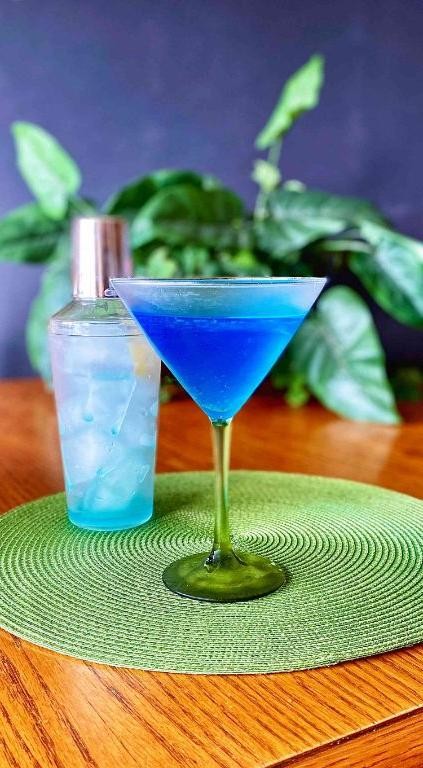Tropical Blue Lemonade