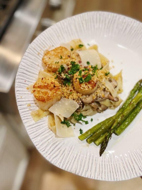 Truffle Oil Scallop Tagliatelle