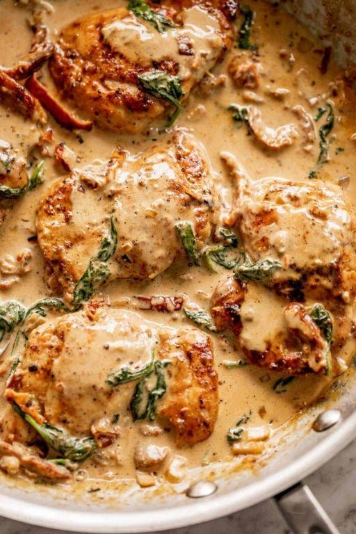 Tuscan Chicken Thighs with Garlic and White Wine