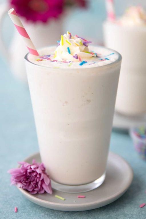 Vanilla Almond Low Carb Protein Shake