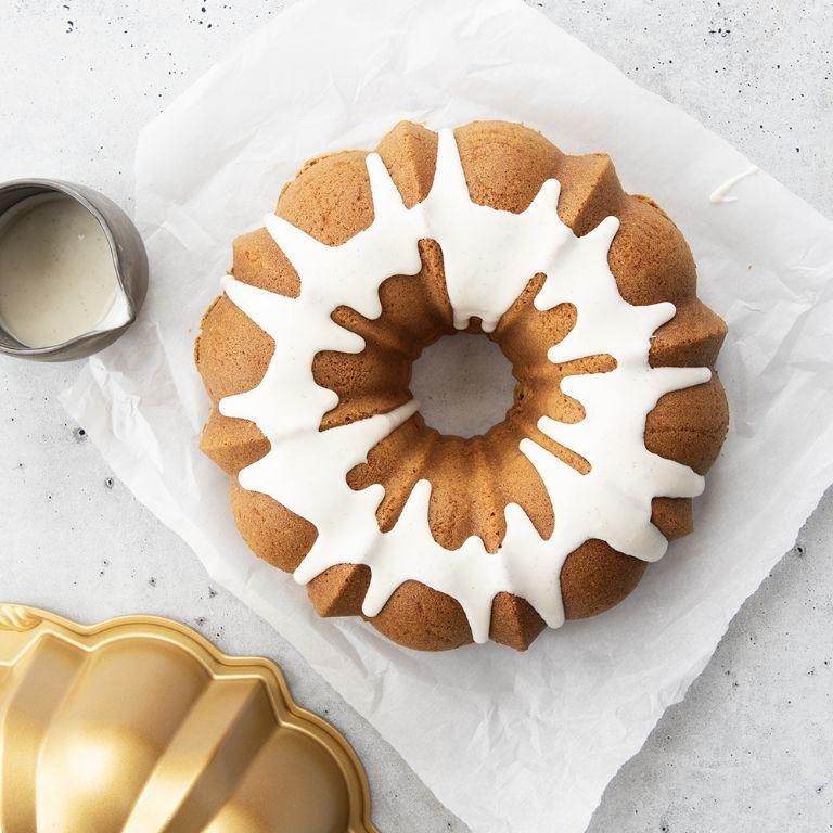 Vanilla Bean Easter Bundt Cake