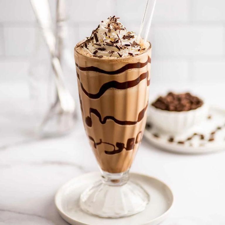 Vanilla Instant Coffee Milkshake
