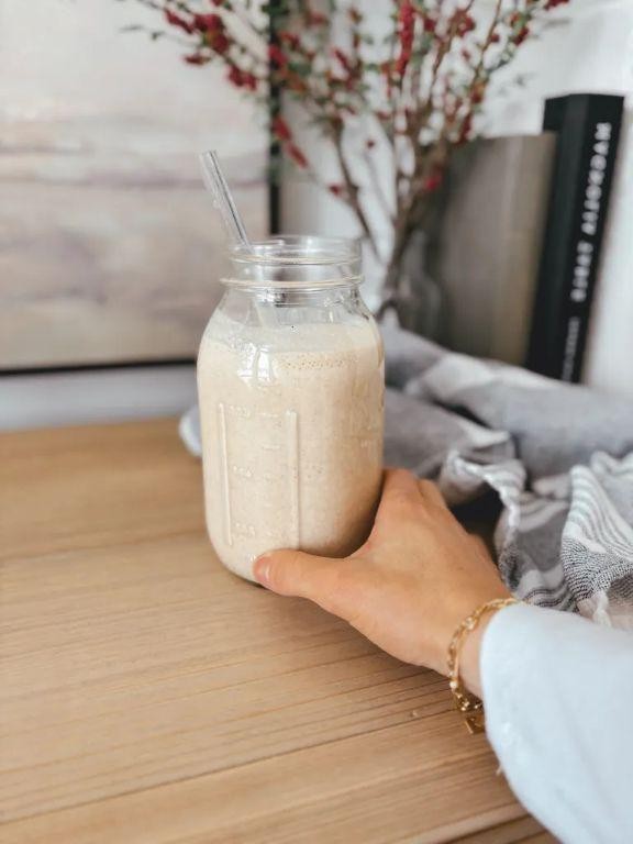 Vanilla Oatmeal Cookie Protein Shake