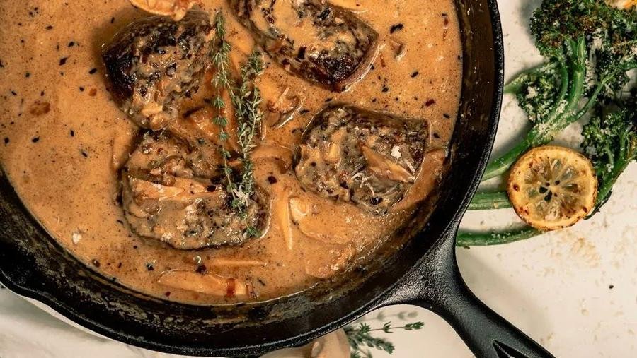 Venison Medallions with Dried Porcini Mushroom Sauce