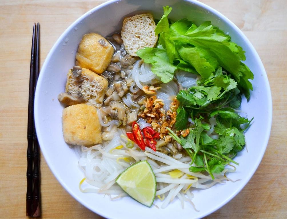 Vietnamese Tofu Noodle Soup (Hủ Tiếu Chay)