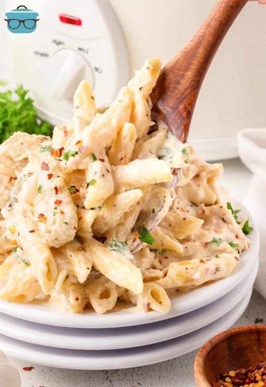 WW Crock Pot Creamy Garlic Parmesan Chicken