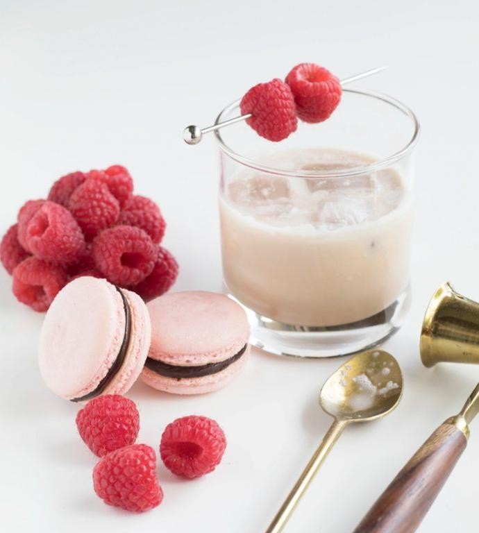 White Russian Macarons