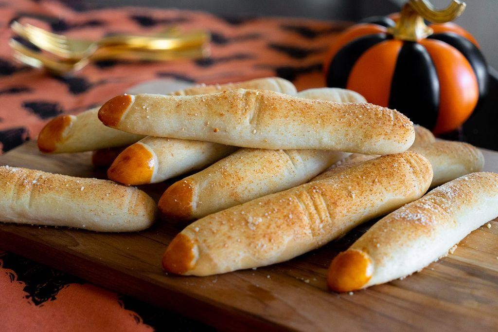 Witch Finger Breadsticks