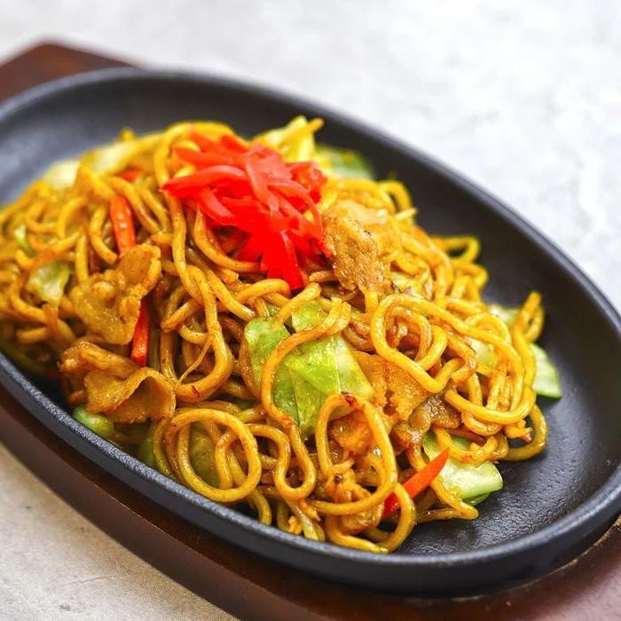 Yakisoba Bento with Pickled Ginger and Beni Shoga